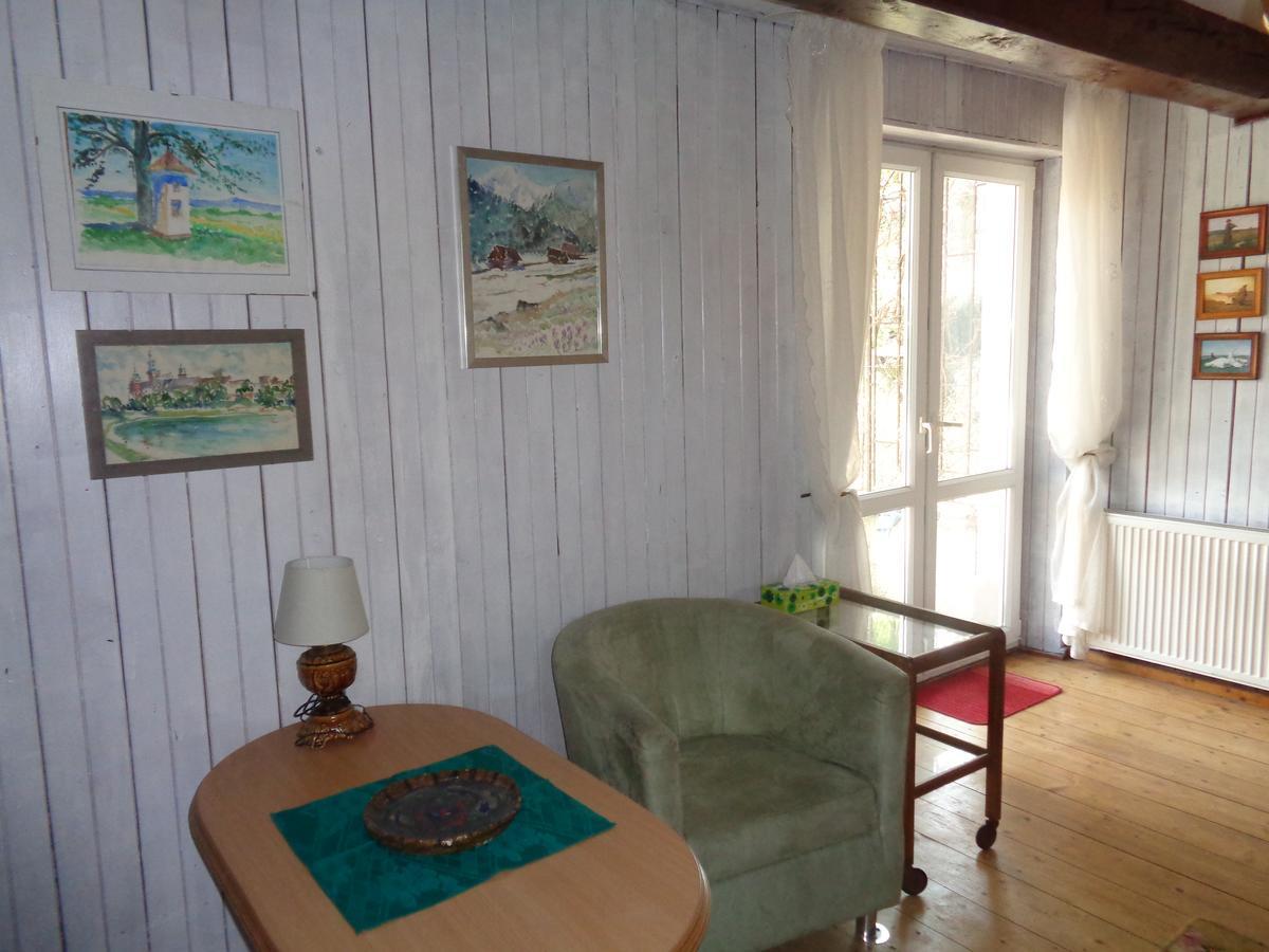 Uroczy Z Ogrodem I Tarasem *
